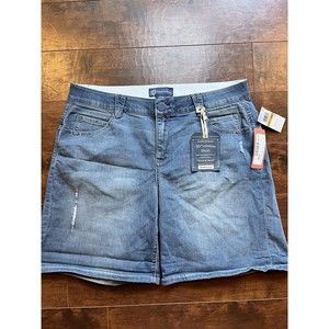 Democracy Ab Solution 7in Short In Light Blue NWT Size 16W